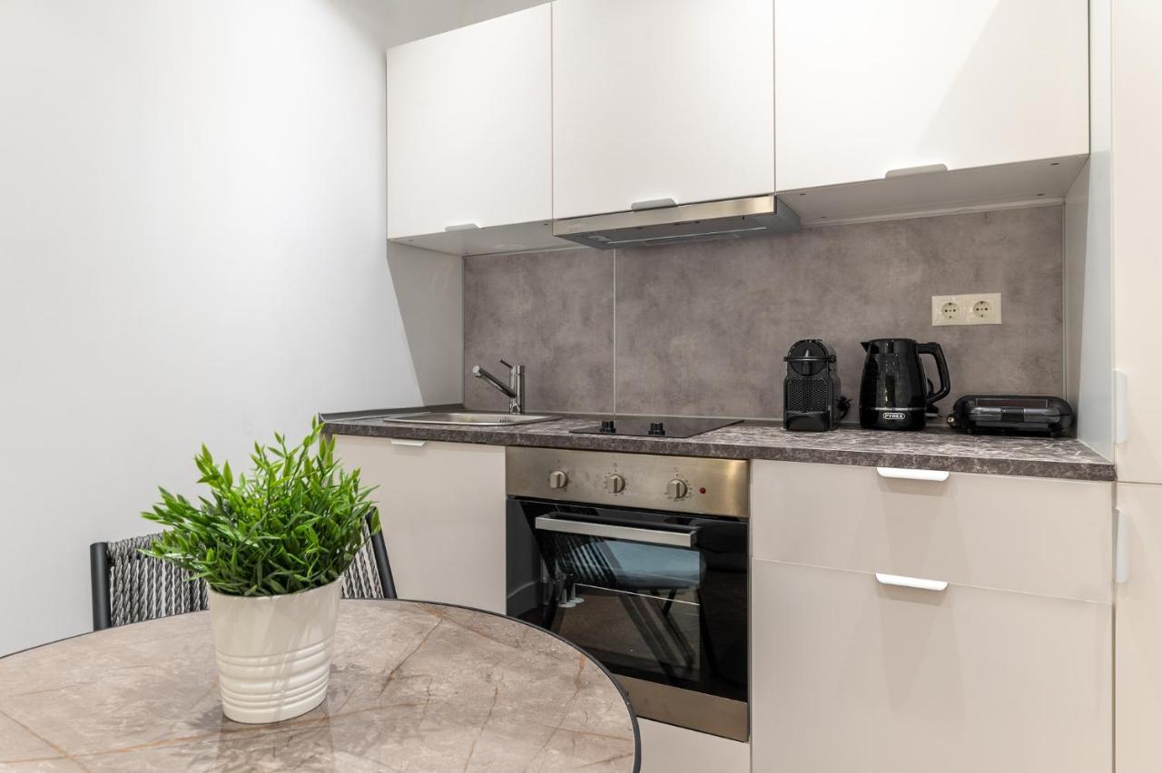 Phaedrus Living Luxury Studio Kolonaki Tsakalof Apartment Athens Ngoại thất bức ảnh
