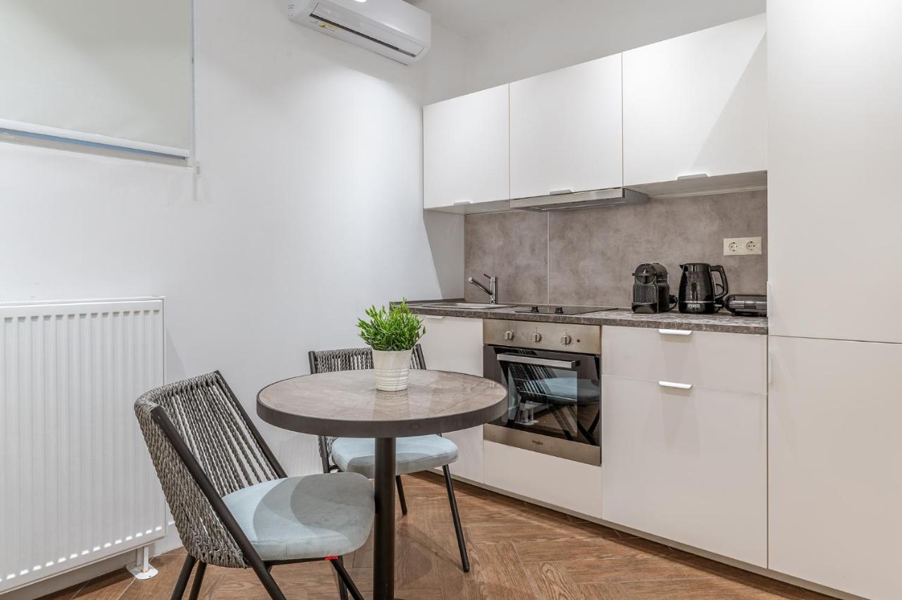 Phaedrus Living Luxury Studio Kolonaki Tsakalof Apartment Athens Ngoại thất bức ảnh
